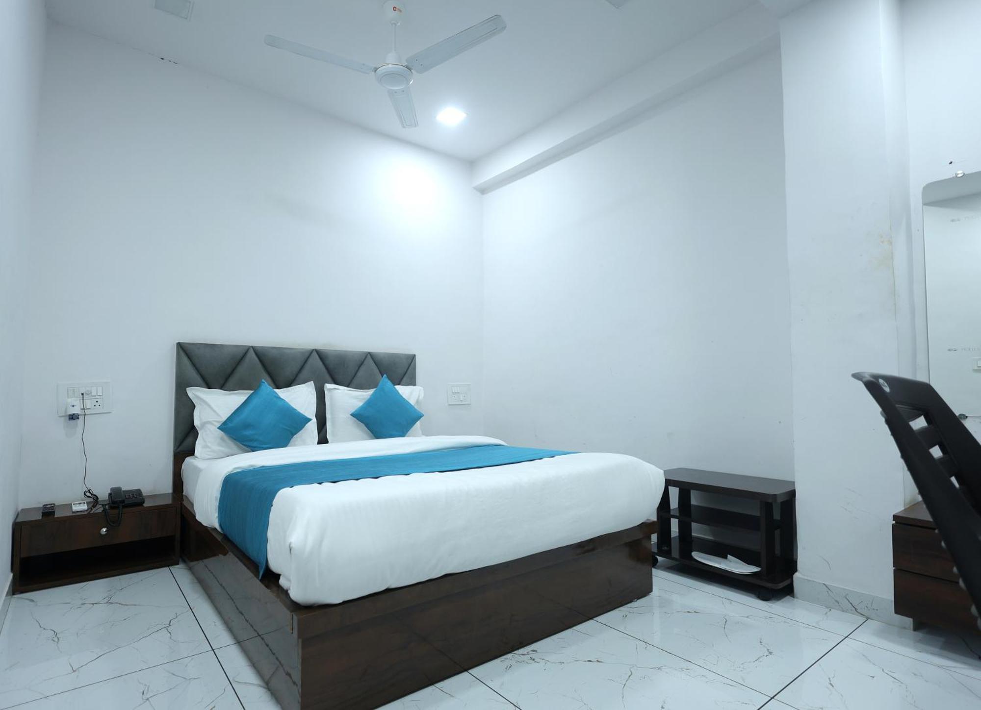 Hotel Season Ahmedabad Eksteriør billede
